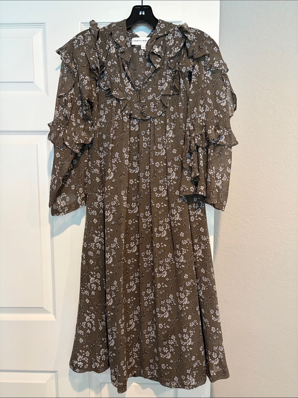 Robert Rodriguez Floral Cold Shoulder Dress Size 6 - Picture 6 of 12